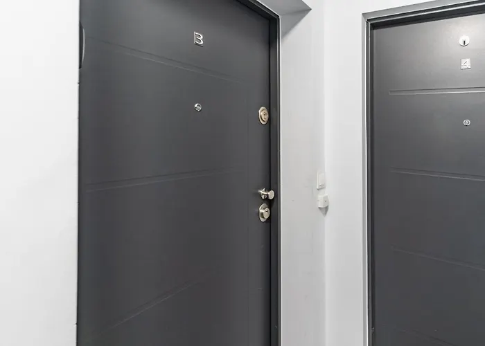 Janasa Comfort By Bookinghost דירה *