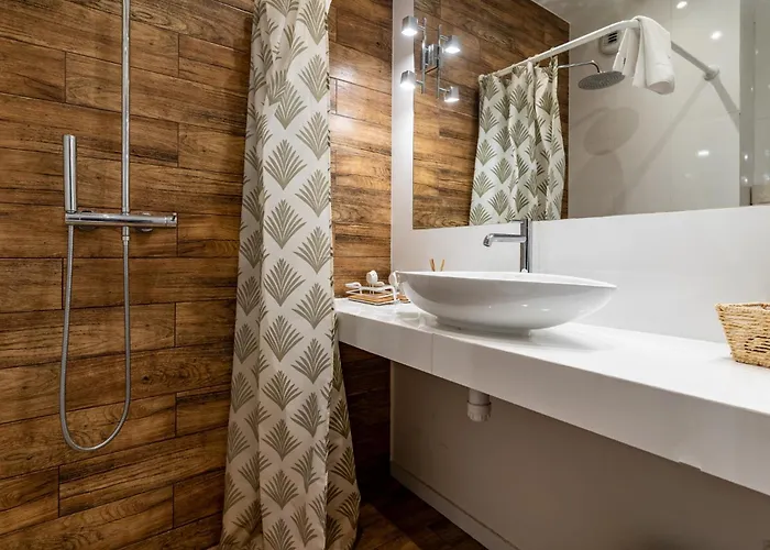 Janasa Comfort By Bookinghost *